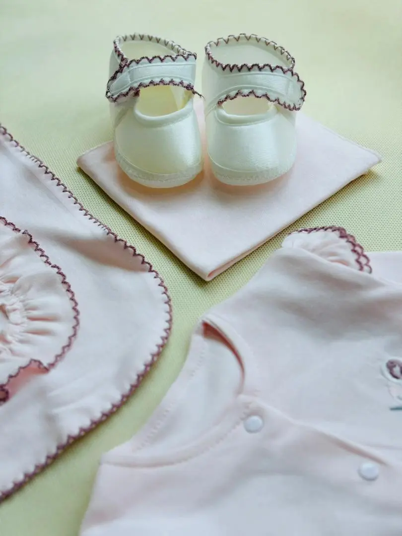 ست بیمارستانی دخترانه ترک ۱۰ تیکه برند Eda baby