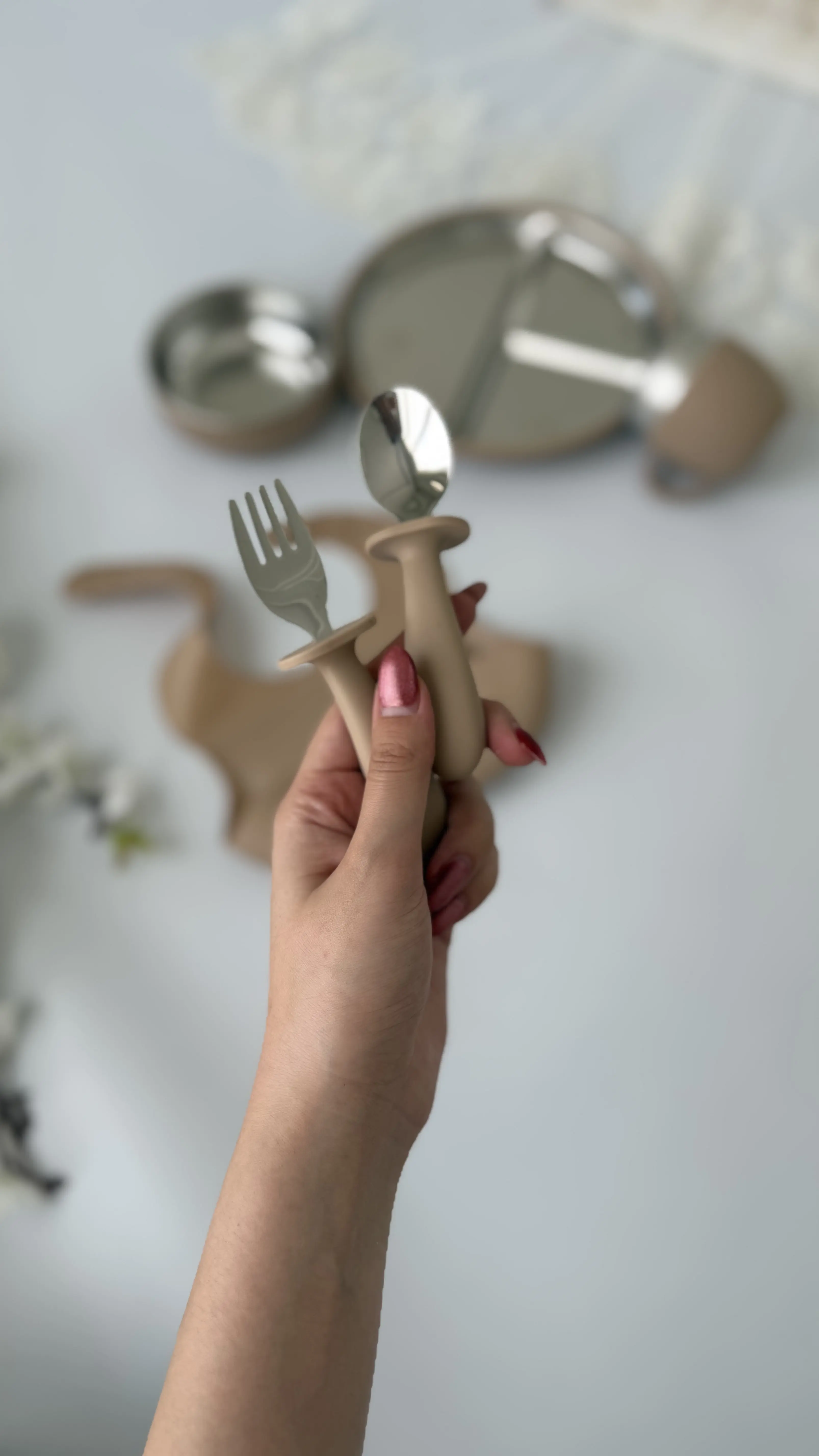 سرویس ظرف غذای سیلیکونی داخل استیل نوزاد